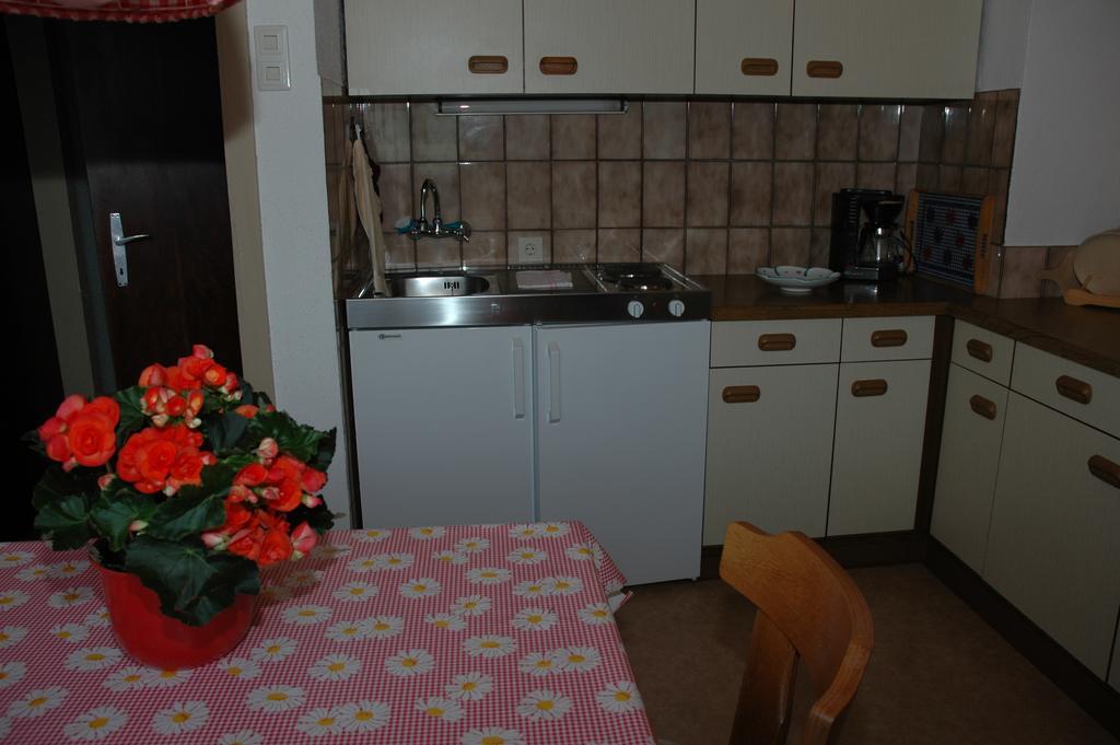 Haus Barnthaler Apartment *